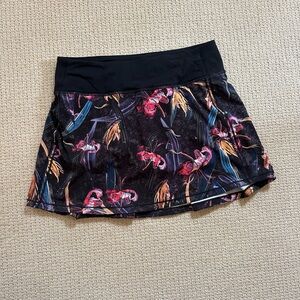 Lululemon Floral Patterned Skirt with Black Waistband